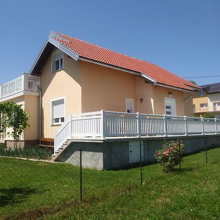 Rooms Josip Korenica Exterior photo